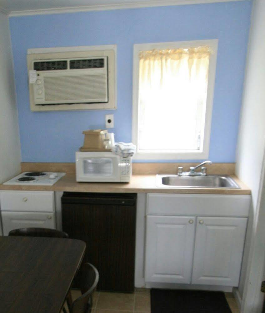 Cabin City Motel Cape May Exterior photo